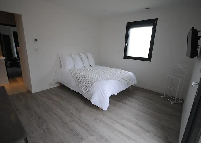 D'hotes Les Ecuries De La Source Amiens