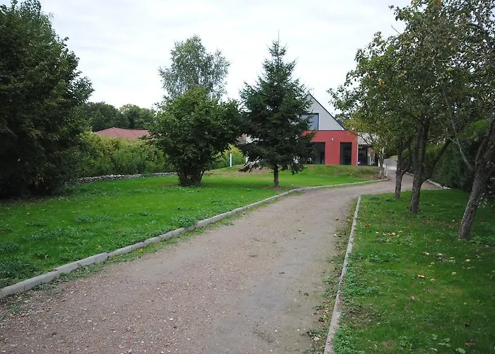 Couette-café D'hotes Les Ecuries De La Source 2*