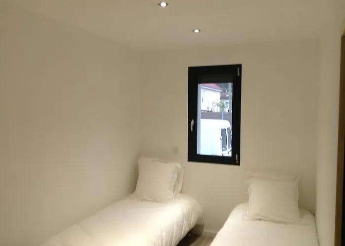 D'hotes Les Ecuries De La Source Couette-café