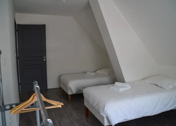 D'hotes Les Ecuries De La Source Couette-café 2*